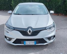 Renault Mégane BERLINA Blue dCi 115 CV