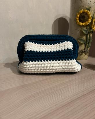 Clutch bag uncinetto