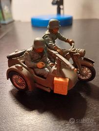 BRITAINS MOTO BMW CON SIDECAR