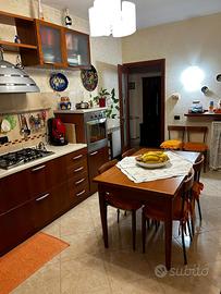 Cucina Scavolini completa di forno e piano cottura