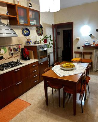 Cucina Scavolini completa di forno e piano cottura