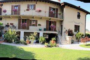 Casa indipendente a Tignale, 11 locali