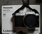 Panasonic Lumix DMC-gf7k solo corpo