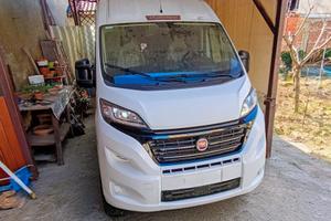 Camper challenger vany v114max start