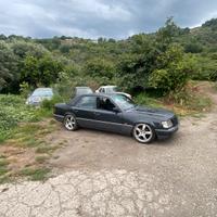 Vari cerchi in lega e in ferro con gomme o senza