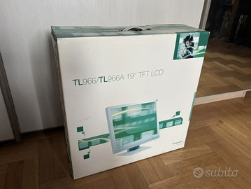 MONITOR LCD 19” - USATO - IN OMAGGIO