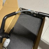 Rubinetto nero opaco da cucina