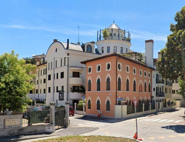 Luminoso Bicamere in centro Sacile termoautonomo