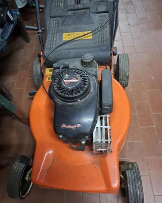 TAGLIAERBA SEMOVENTE