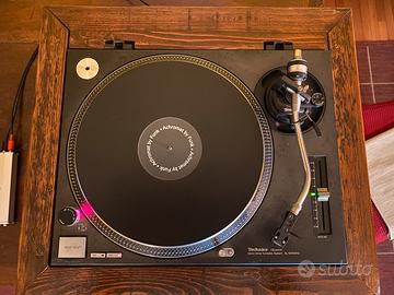Technics SL-1210 Mk II con plinth