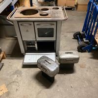 Cucina stufa economica a legna