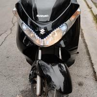 scooter Suzuki Burgman 200