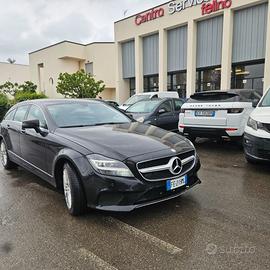 Auto mercedes cls
