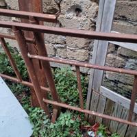 2 cavalletti per edilizia