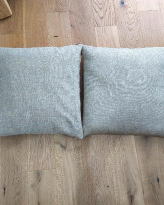 set 2 cuscini 