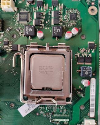 scheda madre con processore core duo E8400