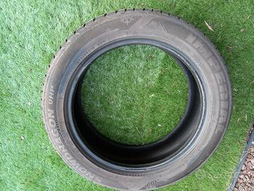 Pneumatico invernale 225/55 R 19