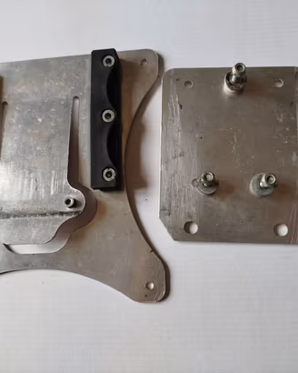 Portatarga universale estraibile Enduro