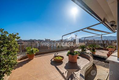 Prestigioso Attico 8 vani 193 mq con terrazzo 175