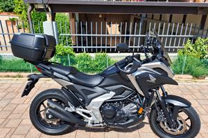 Honda NC750X 2021