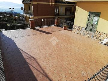 4 LOCALI A BELLEGRA