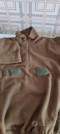 Maglione e cappello militare esercito in pile