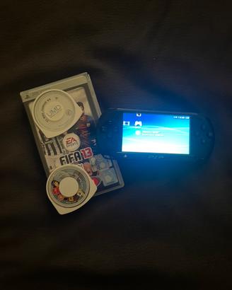 psp con fifa 13 e gta chinatown wars
