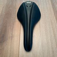 Sella Fizik Aliante Versus Evo