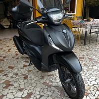 Piaggio Beverly 300 - 2023