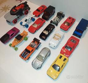 Lotto di 16 modellini.