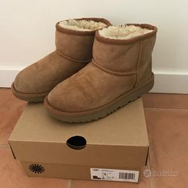UGG bamina