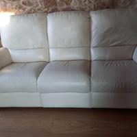 2 divani 3+2 posti vera pelle con pedaliera