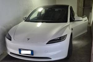 Box 18m² Sesto FS - Ricarica 1000km/mese inclusi
