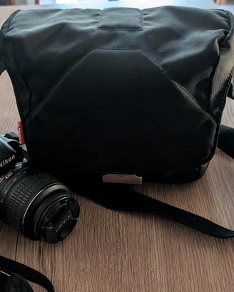 Kit Nikon D3100 + Obiettivo 18-55mm VR + Borsa