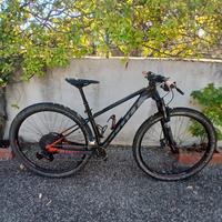 mtb in carbonio 