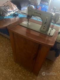 Macchina da cucire vintage Cardar FM