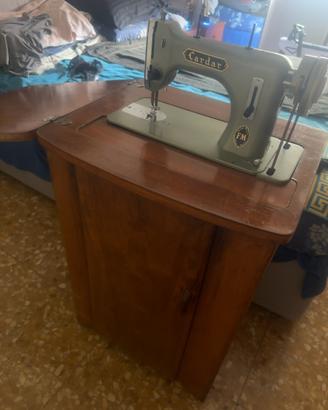Macchina da cucire vintage Cardar FM