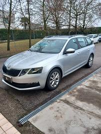Skoda Octavia 1.6 TDI SCR 115 CV DSG Wagon Style
