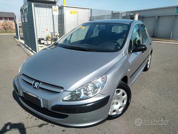 Peugeot 307 1.4 75cv 5p. XR x neopatentati