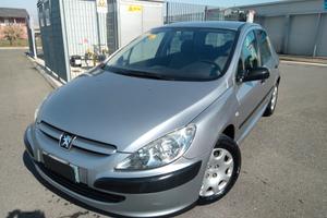 Peugeot 307 1.4 75cv 5p. XR x neopatentati