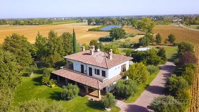 VILLA SINGOLA A FORLÌ