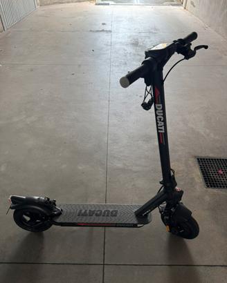 Monopattino Ducati pro 2 evo