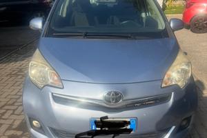 Toyota Verso s