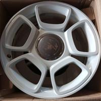 Cerchi in lega 17" originali 500 ABARTH con gomme