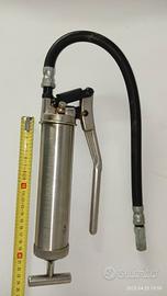 Ingrassatore manuale