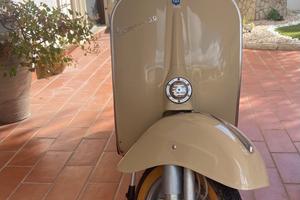 Vespa 50