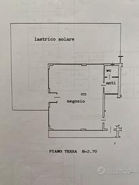 Negozio piano terra e magazzino + garage interrato