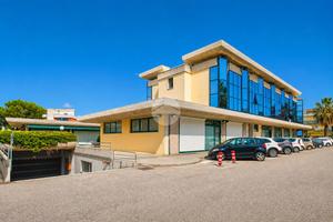 MAGAZZINO A SAN BENEDETTO DEL TRONTO