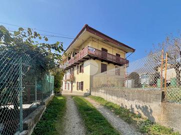 CASA SEMINDIPENDENTE A COASSOLO TORINESE