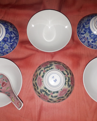 6 coppette con cucchiaini